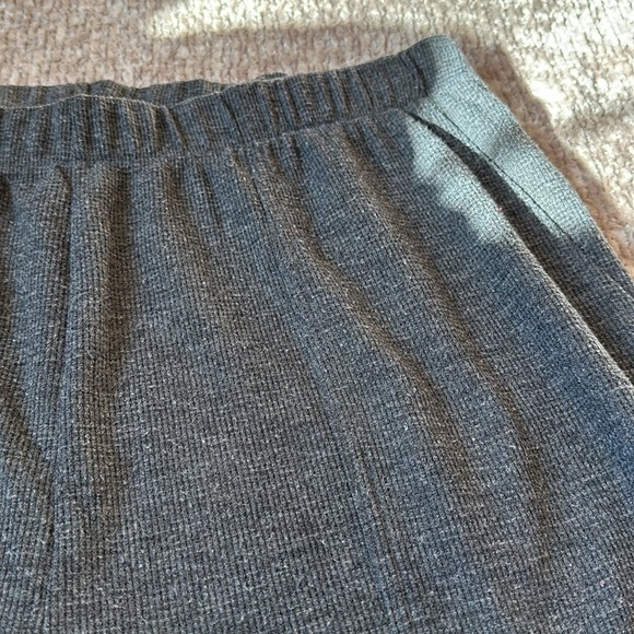 Victorias Secret Grey Lounge Set - Picture 10 of 10